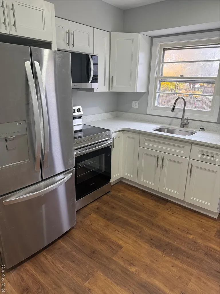 1536 5th Street West Babylon NY 11704