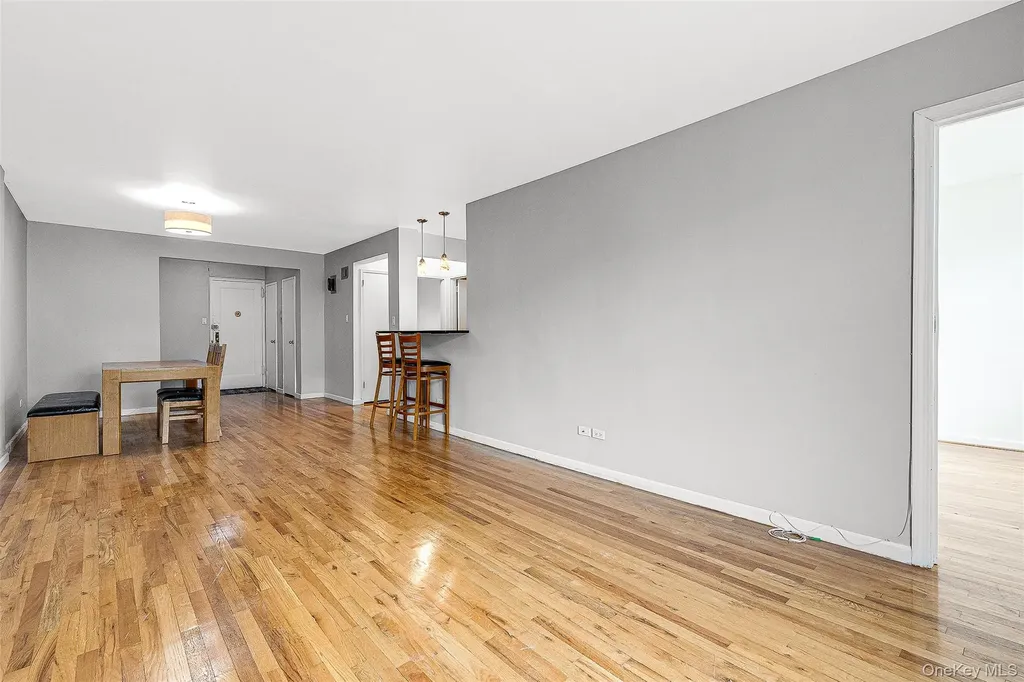 67-30 Clyde Street Forest Hills NY 11375
