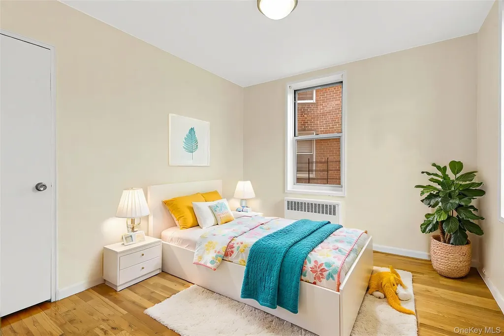 67-30 Clyde Street Forest Hills NY 11375