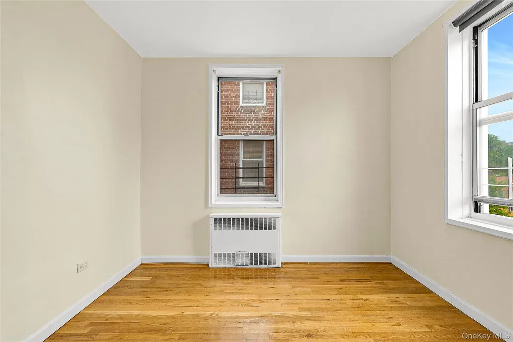 67-30 Clyde Street Forest Hills NY 11375