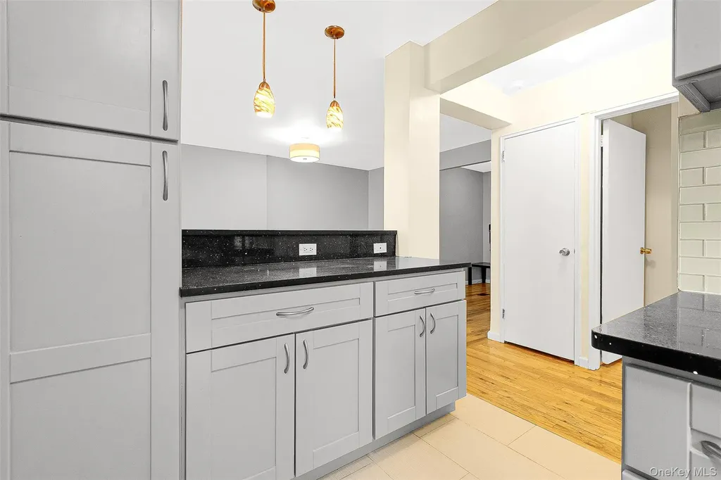67-30 Clyde Street Forest Hills NY 11375