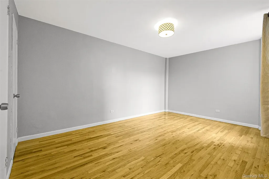 67-30 Clyde Street Forest Hills NY 11375