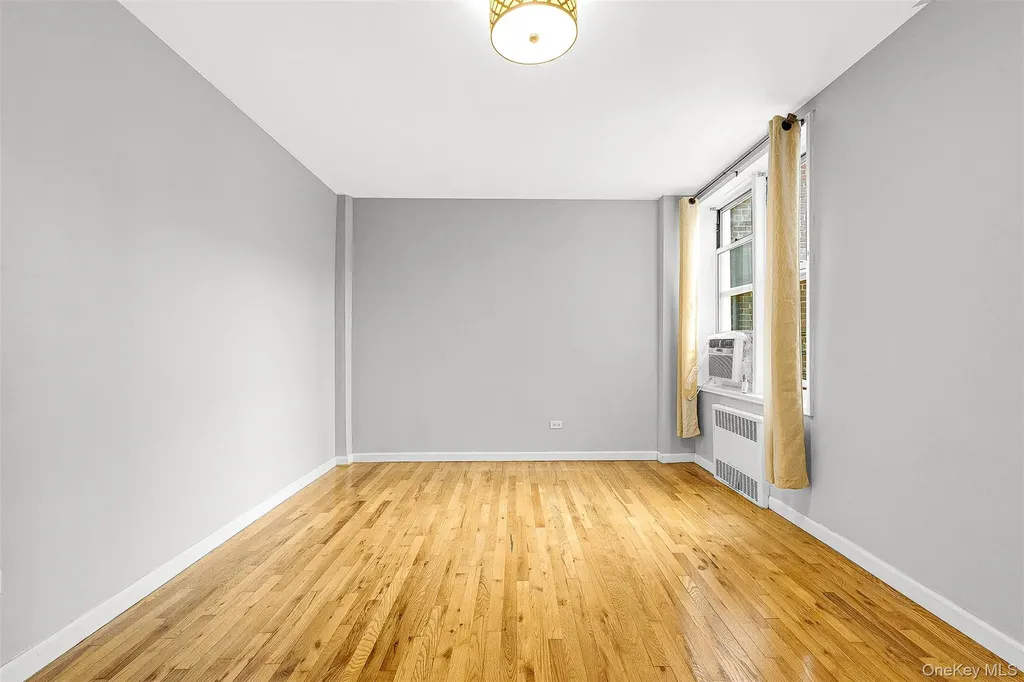 67-30 Clyde Street Forest Hills NY 11375