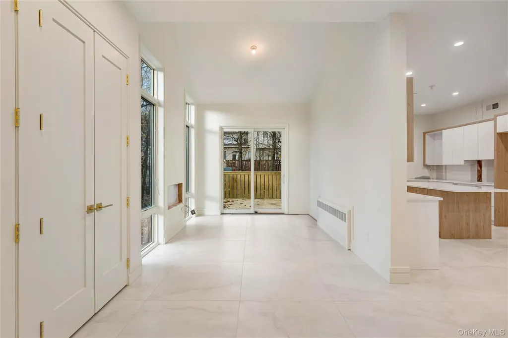 12 Buckman Place Monsey NY 10952