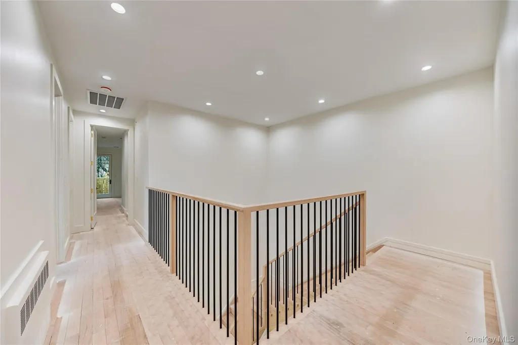 12 Buckman Place Monsey NY 10952