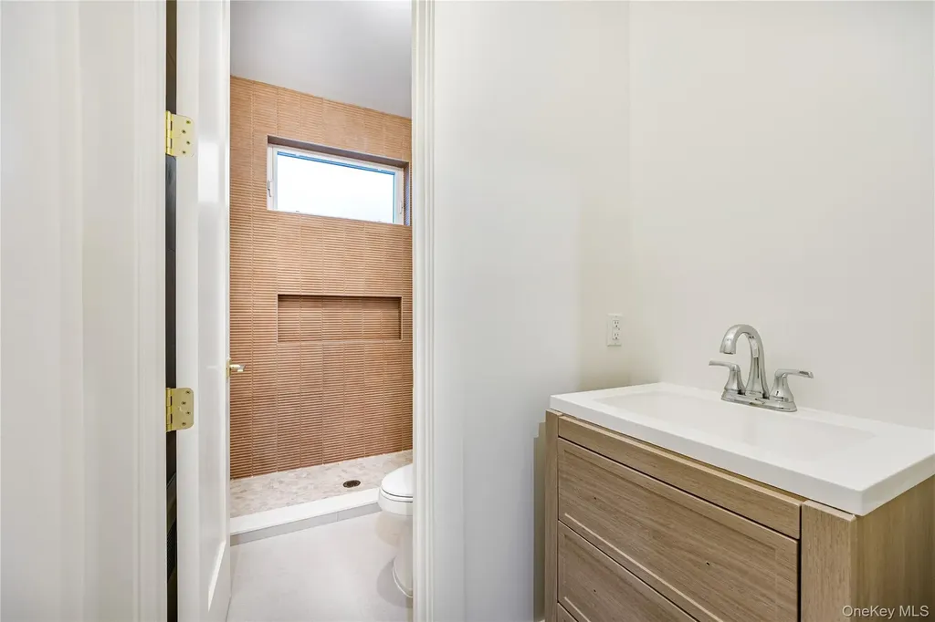 12 Buckman Place Monsey NY 10952