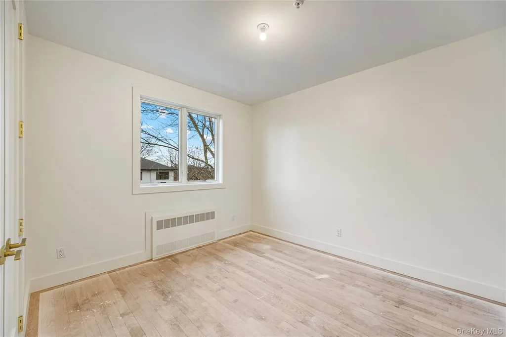 12 Buckman Place Monsey NY 10952
