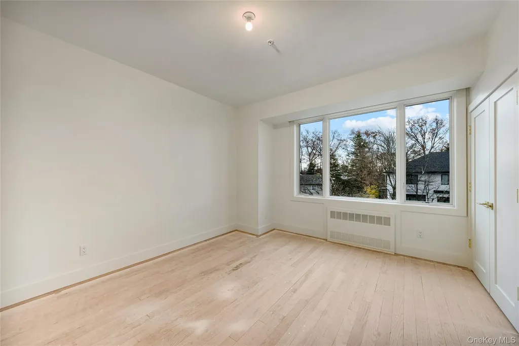 12 Buckman Place Monsey NY 10952