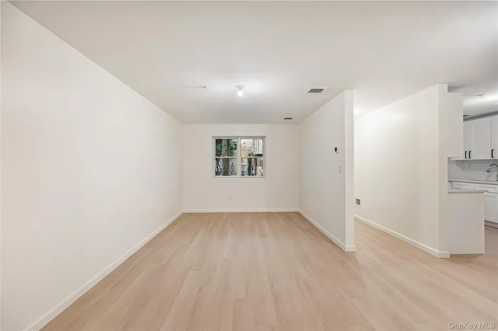 12 Buckman Place Monsey NY 10952