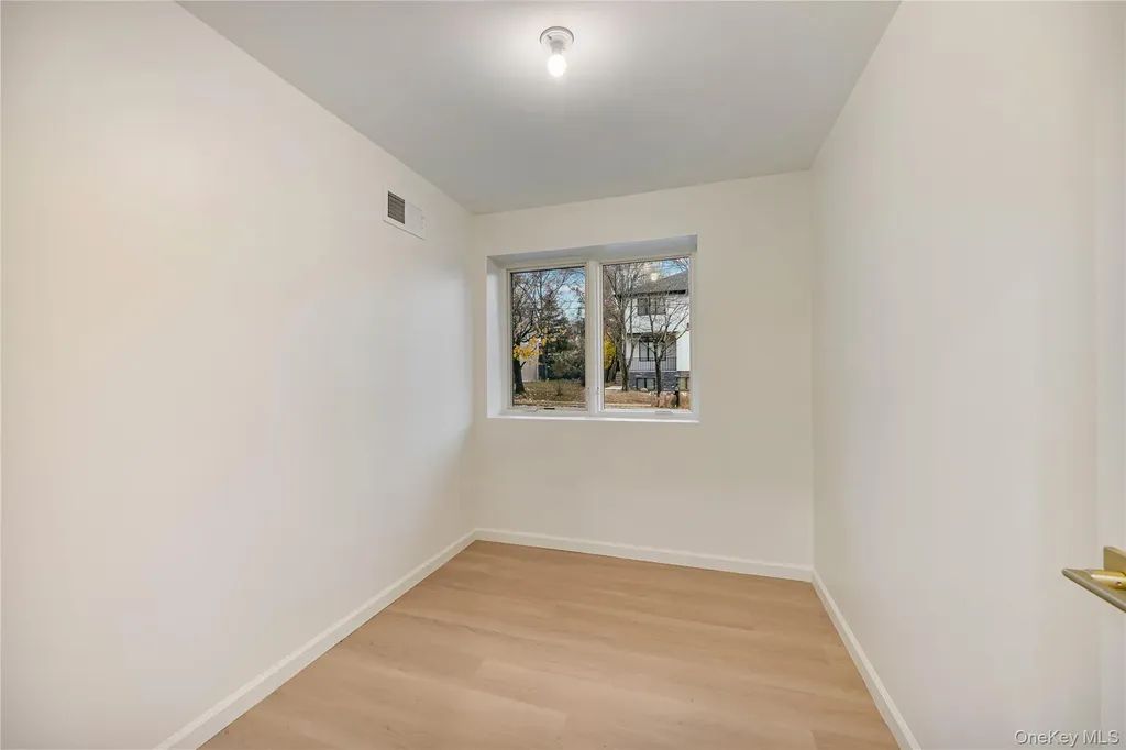 12 Buckman Place Monsey NY 10952