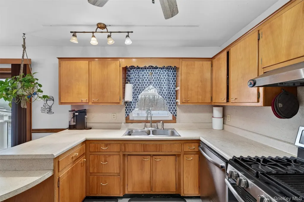 21 Scotchtown Drive Middletown NY 10941