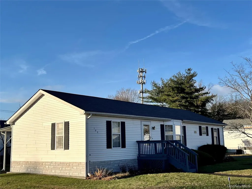 105 North Mountainview Mh Stony Point NY 10950
