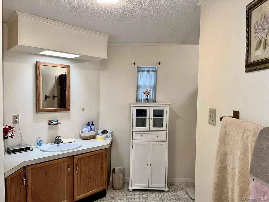 105 North Mountainview Mh Stony Point NY 10950