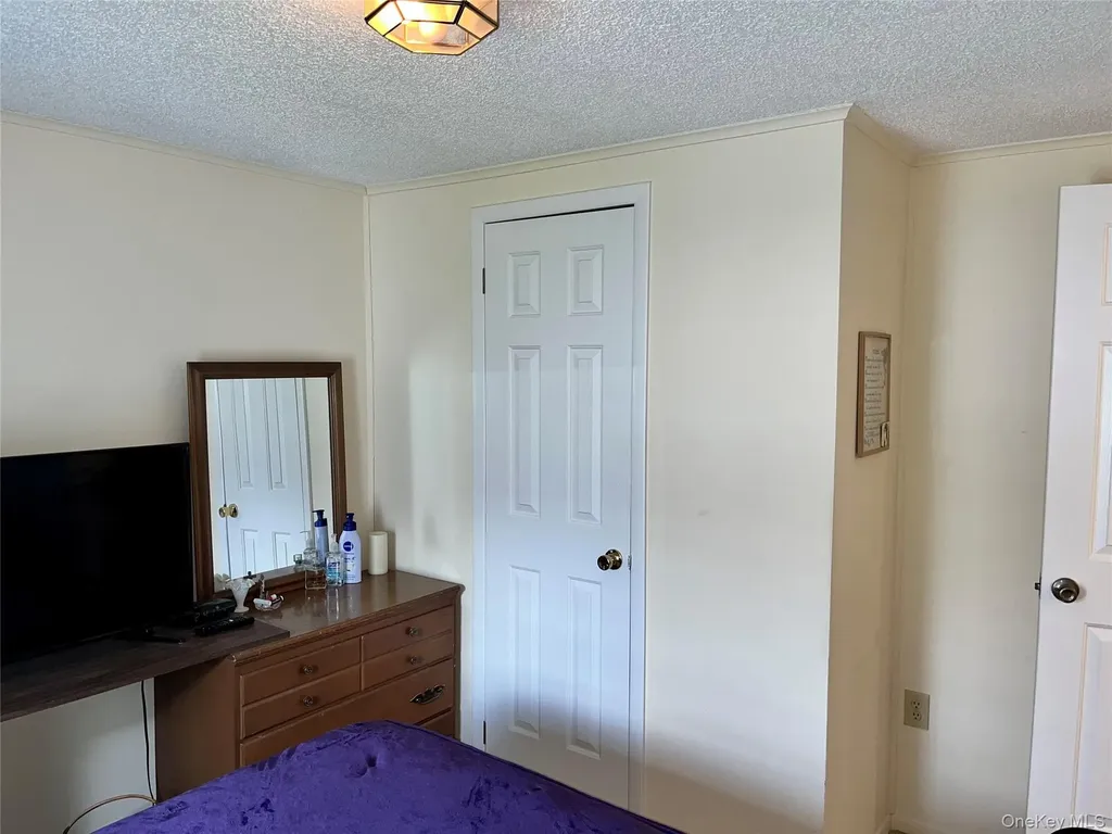 105 North Mountainview Mh Stony Point NY 10950