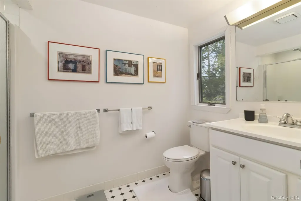 49 Twin Lakes Road South Salem NY 10590