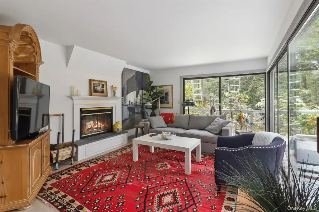 49 Twin Lakes Road South Salem NY 10590