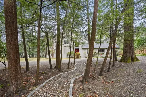 49 Twin Lakes Road South Salem NY 10590