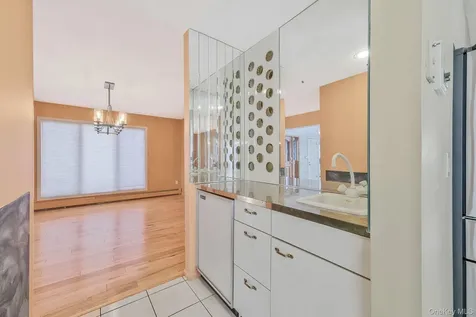 10 Cori Lane Bohemia NY 11716