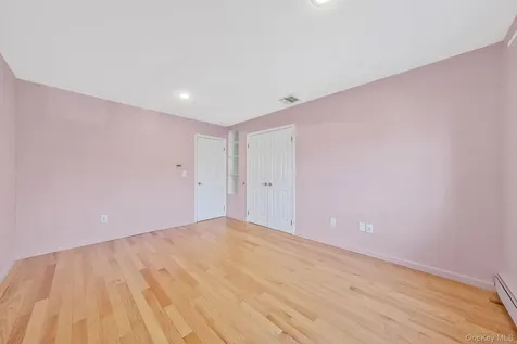 10 Cori Lane Bohemia NY 11716