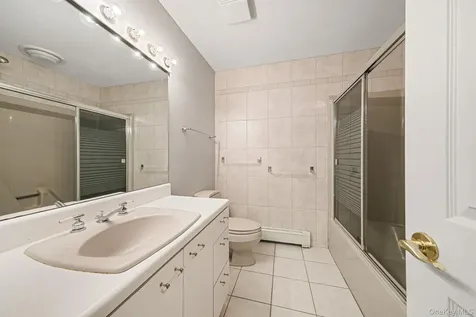 10 Cori Lane Bohemia NY 11716