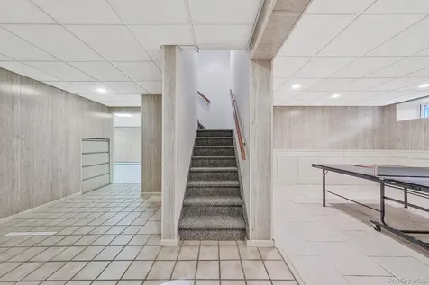 10 Cori Lane Bohemia NY 11716