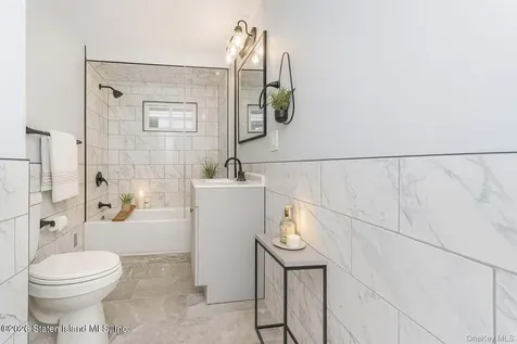 13 Laforge Avenue Staten Island NY 10302