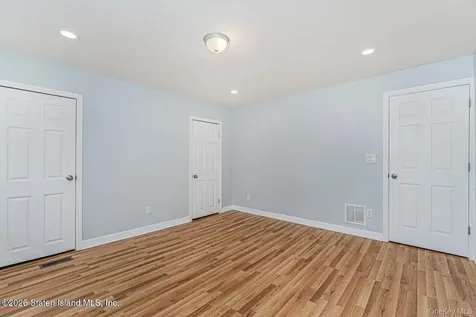 13 Laforge Avenue Staten Island NY 10302