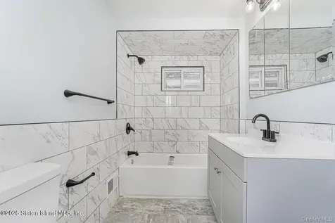 13 Laforge Avenue Staten Island NY 10302