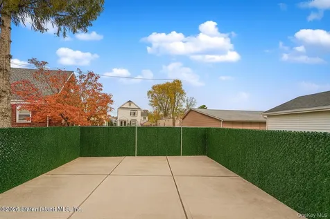 13 Laforge Avenue Staten Island NY 10302