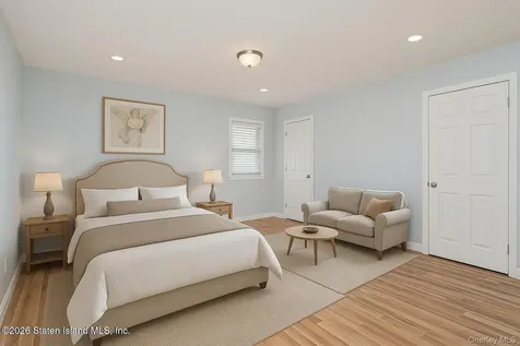 13 Laforge Avenue Staten Island NY 10302
