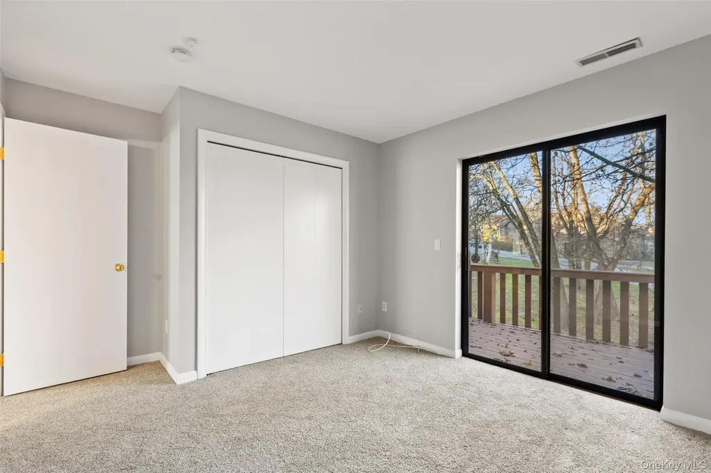 227 Panorama Court Poughkeepsie NY 12603