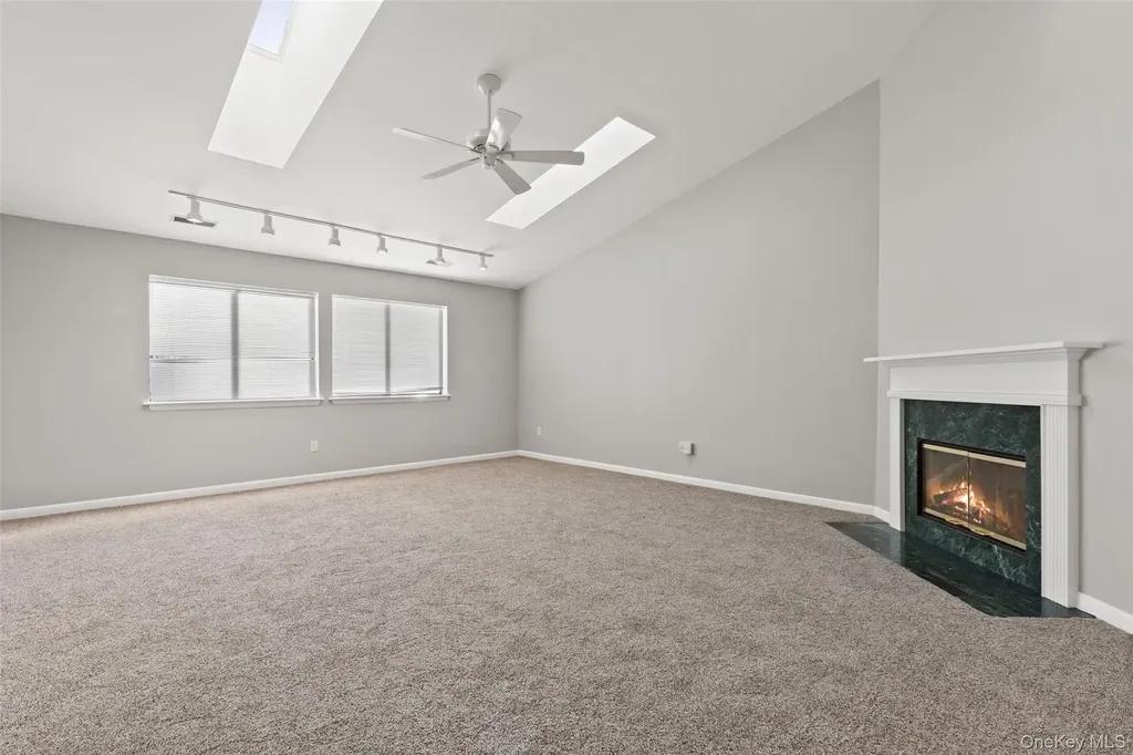 227 Panorama Court Poughkeepsie NY 12603