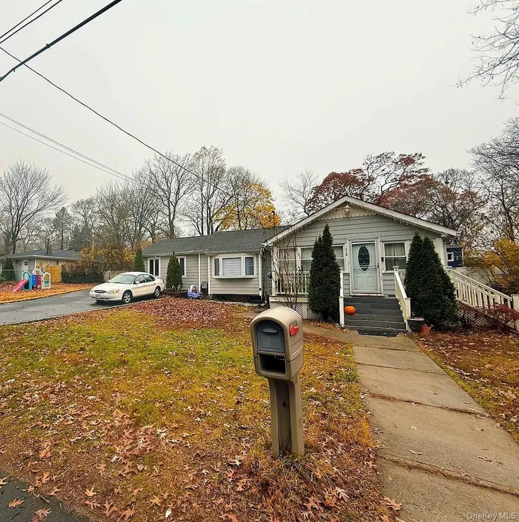 115 Coventry Avenue Mastic NY 11950