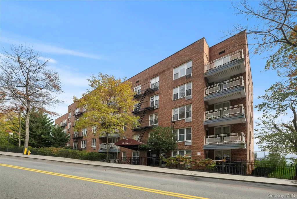 2750 Johnson Avenue Bronx NY 10463