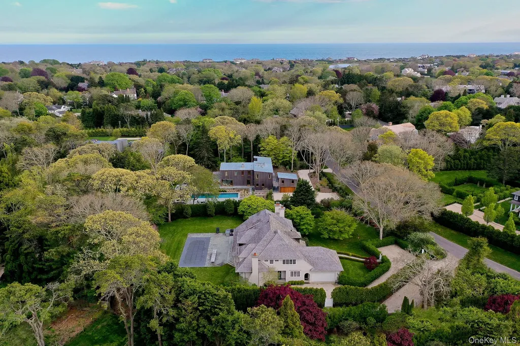 77 Jericho Road East Hampton NY 11937
