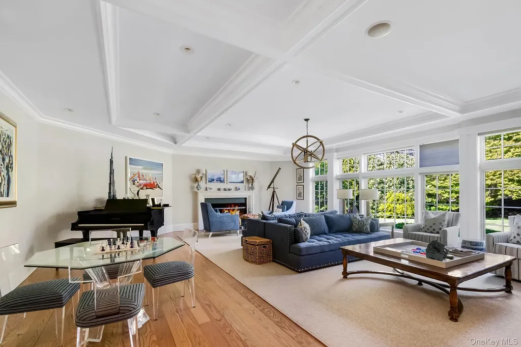 77 Jericho Road East Hampton NY 11937