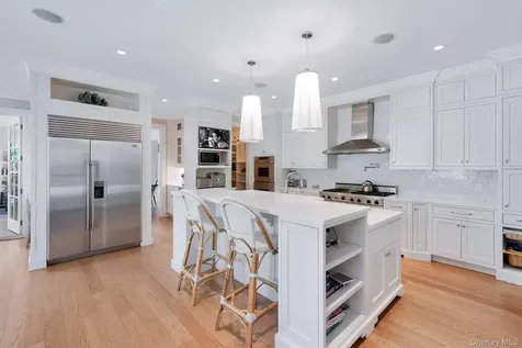 77 Jericho Road East Hampton NY 11937