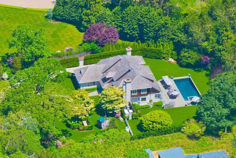 77 Jericho Road East Hampton NY 11937