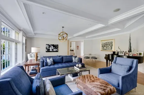 77 Jericho Road East Hampton NY 11937