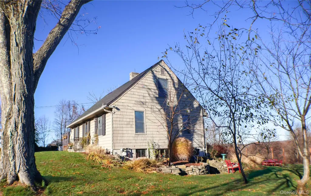 275 Osborne Hill Road Fishkill NY 12524