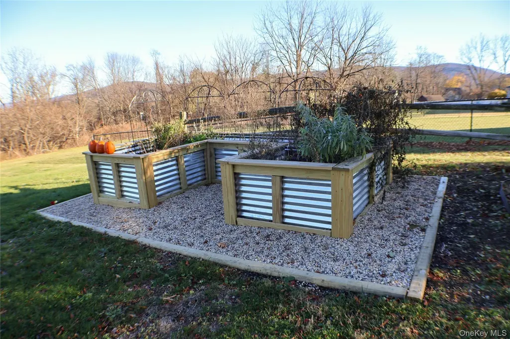 275 Osborne Hill Road Fishkill NY 12524
