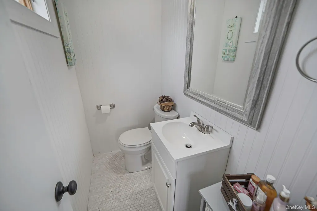 15 Cedar Grove Court Patchogue NY 11772