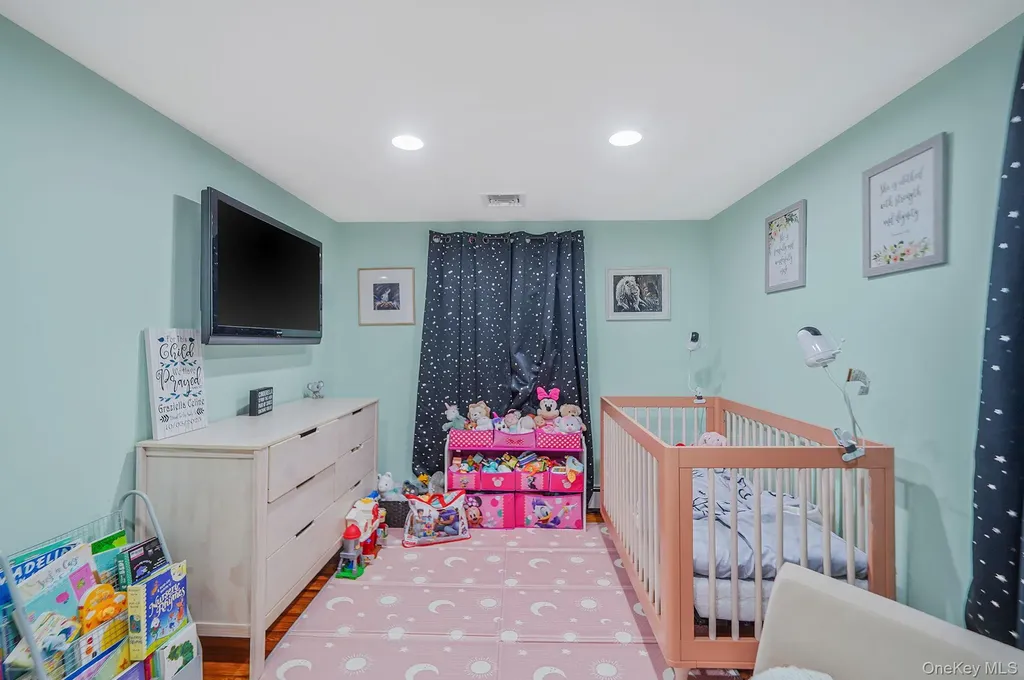 15 Cedar Grove Court Patchogue NY 11772