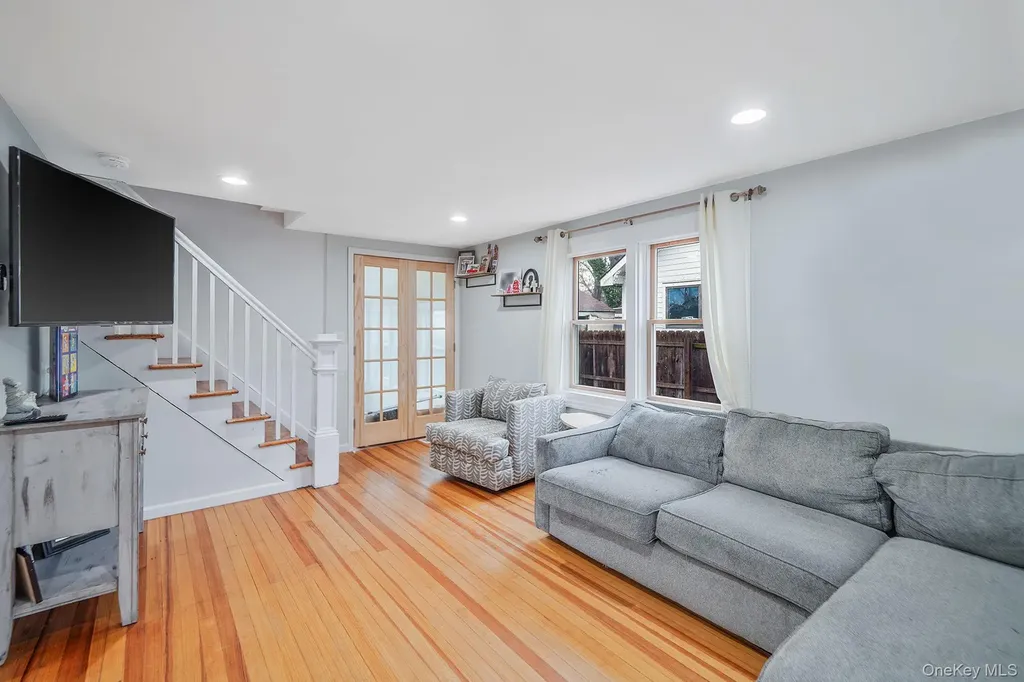 15 Cedar Grove Court Patchogue NY 11772