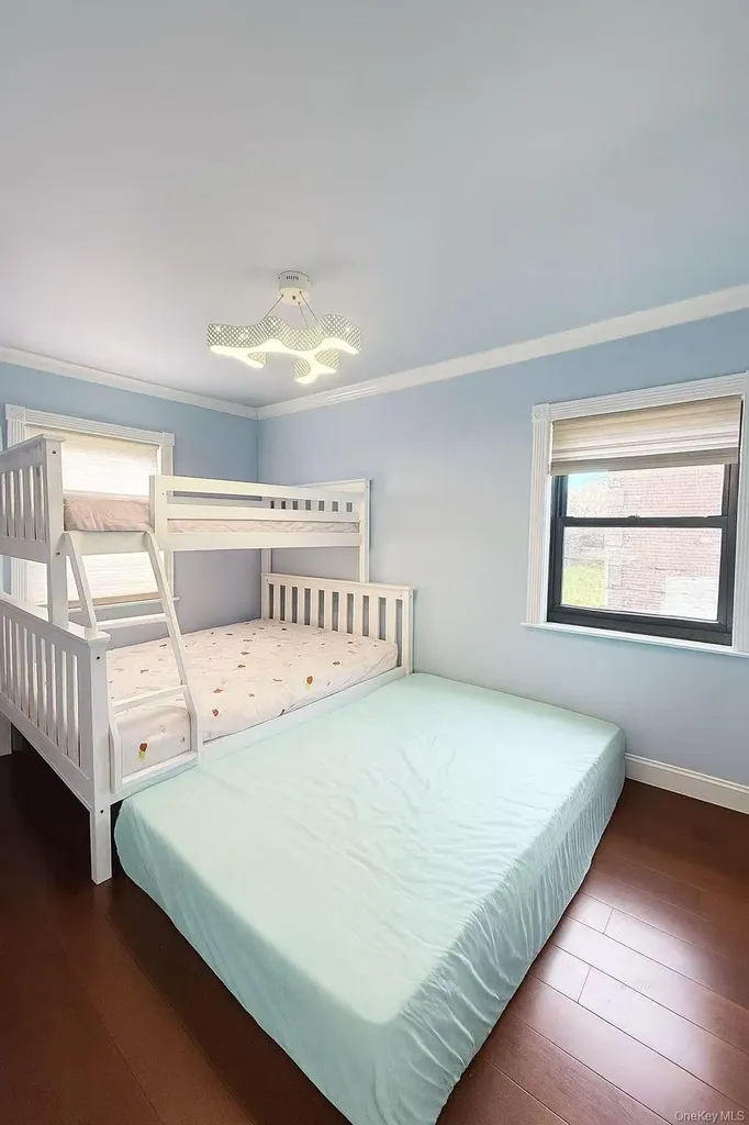 19636 67 Avenue Fresh Meadows NY 11365