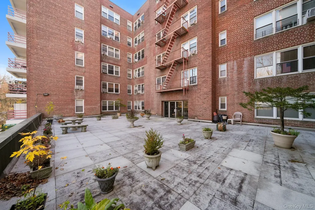 1111 Midland Avenue Bronxville NY 10708