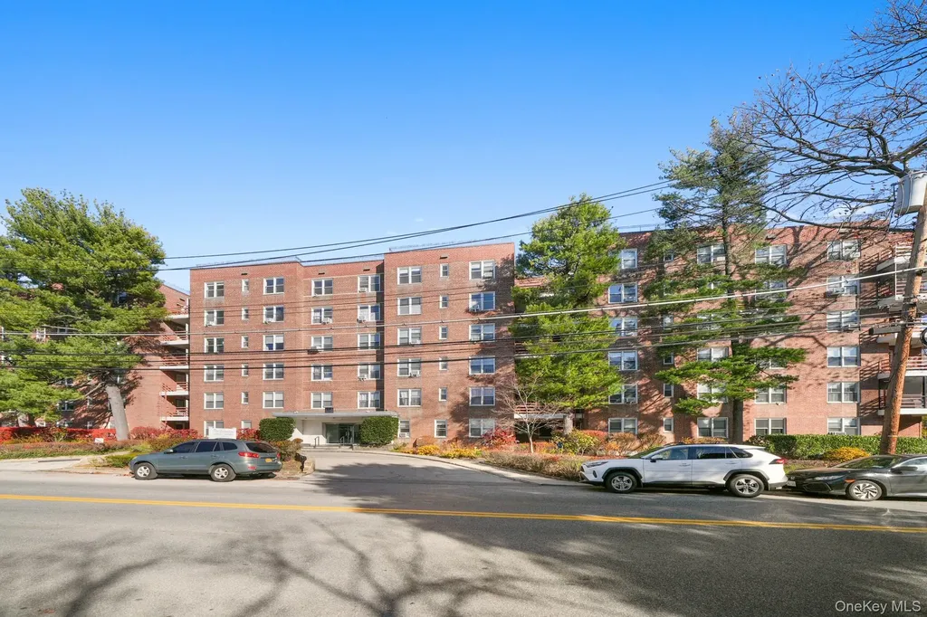1111 Midland Avenue Bronxville NY 10708