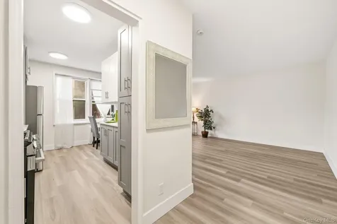 1111 Midland Avenue Bronxville NY 10708