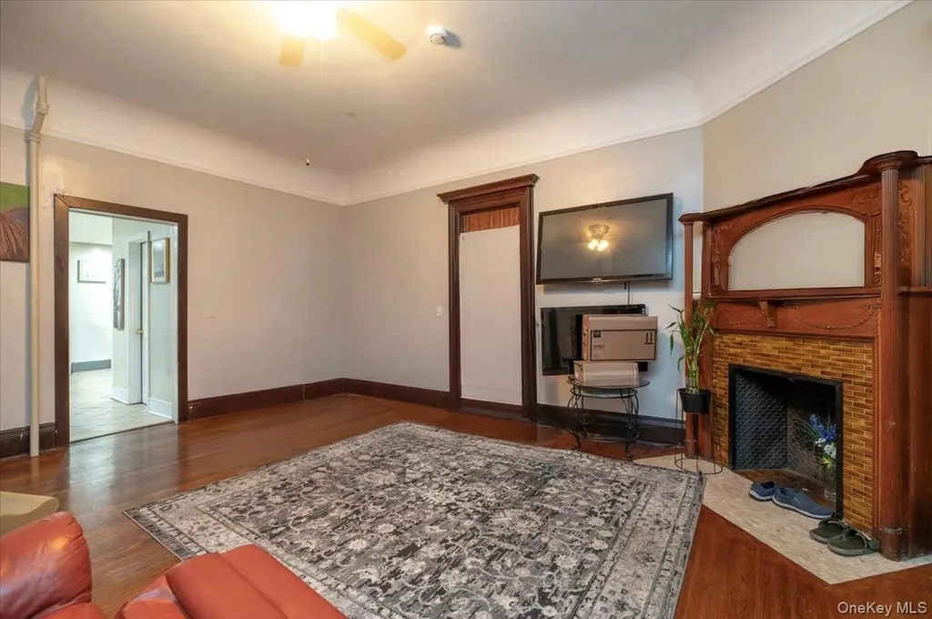 162 S Broadway Nyack NY 10960