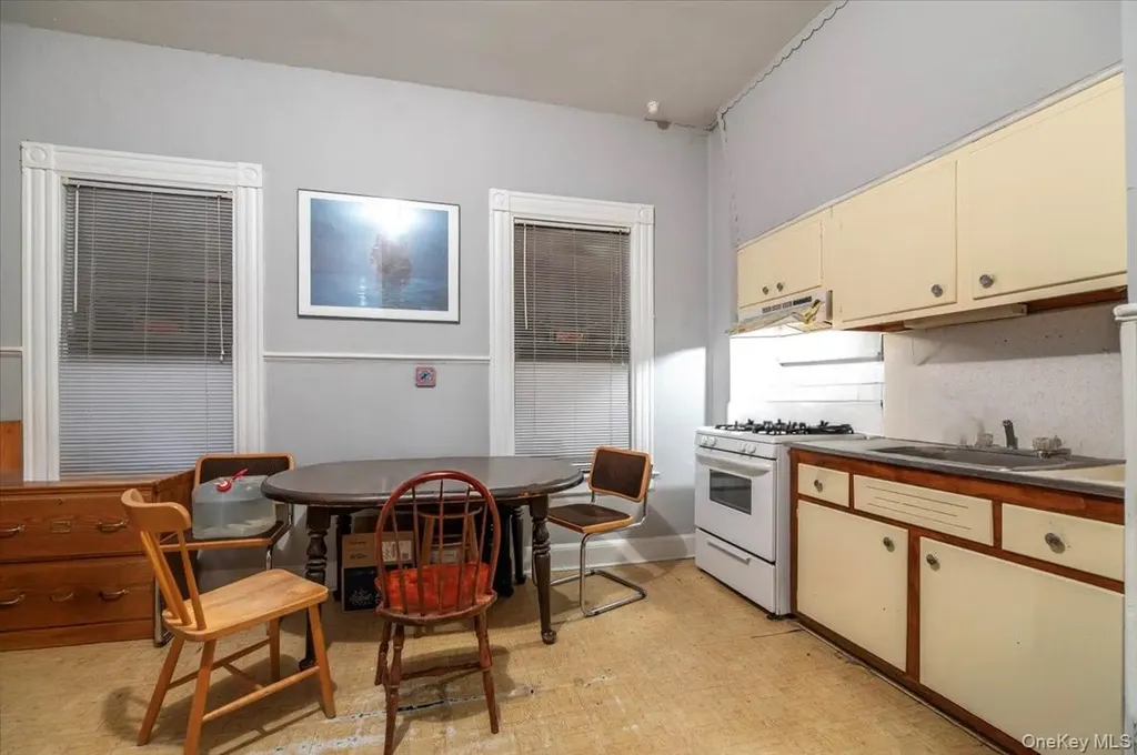 162 S Broadway Nyack NY 10960